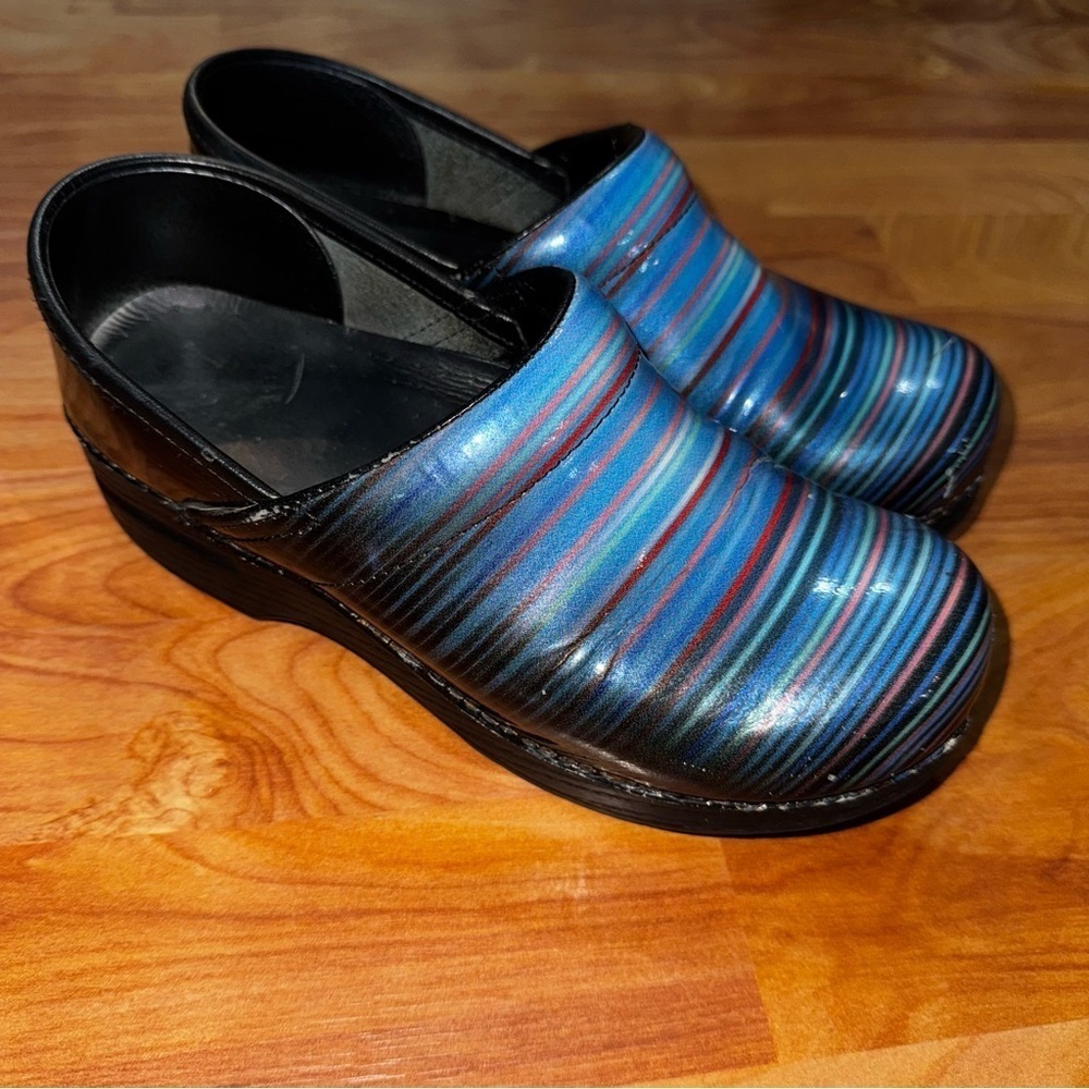 Dansko Professional Clogs Blue Multi Striped Shoes - Womens Size EU 37 US 6.5-7